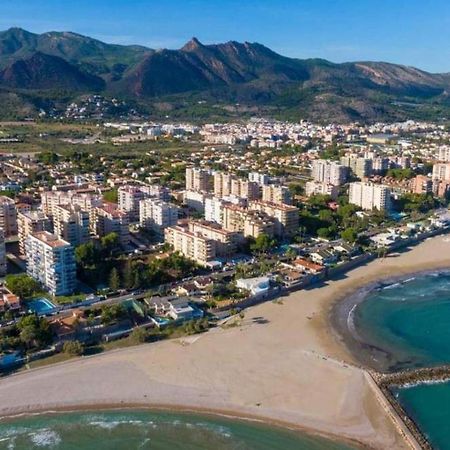 Nuevo Apartamento Moderno En Benicasim Con Terraza Y A Minutos De La Playa 베니카씸 외부 사진